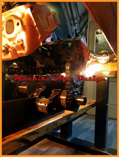 machine age design , chevrolet V8 asztal , pult . ipari stílus , steampunk